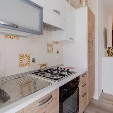 Lemon Tree - Garden, Sea View, Wifi * Sanremo