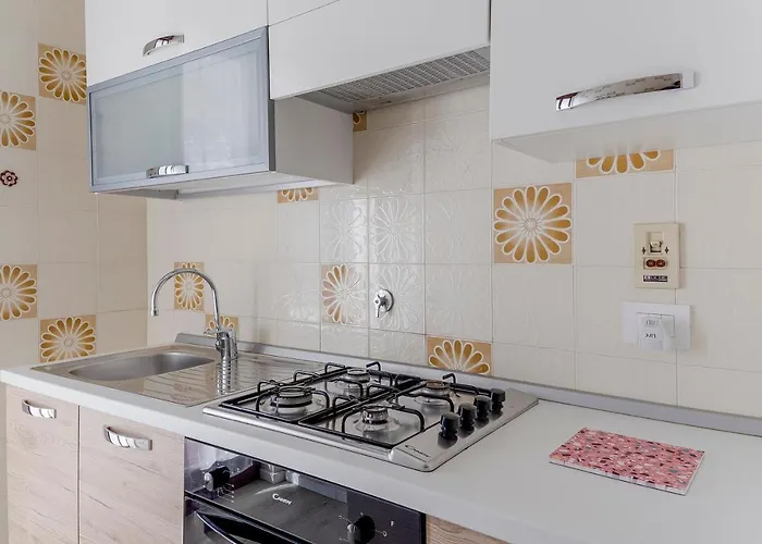 Lemon Tree - Garden, Sea View, Wifi 公寓