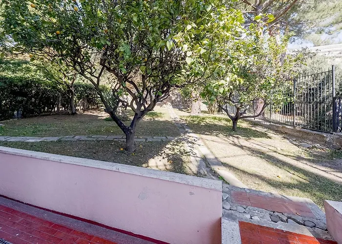 Lemon Tree - Garden, Sea View, Wifi 圣雷默