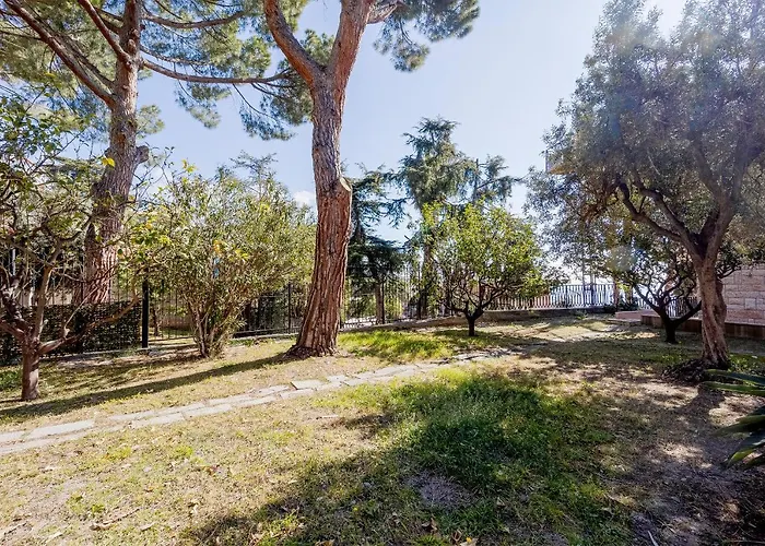 Lemon Tree - Garden, Sea View, Wifi